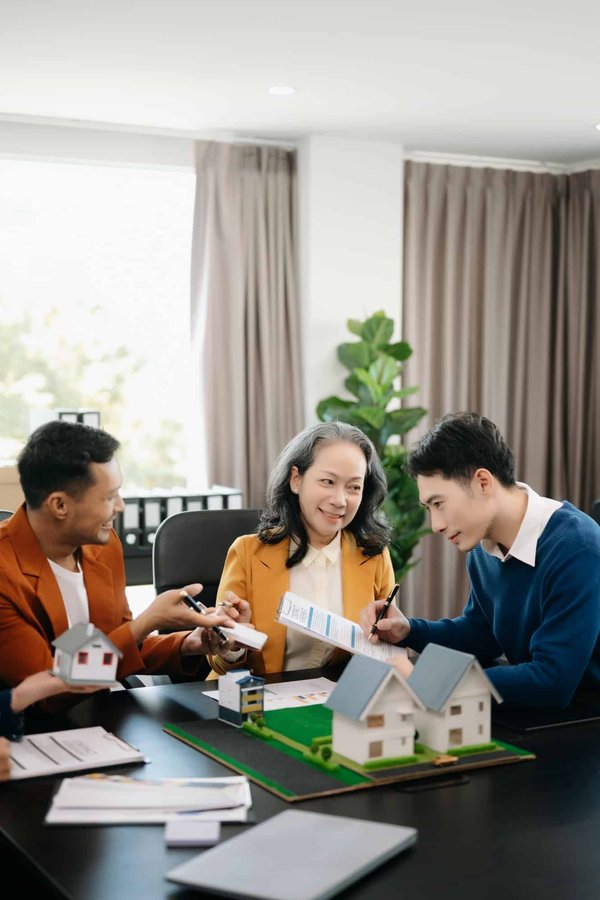 Quels sont les avantages de recourir aux conseils immobiliers de professionnels ?